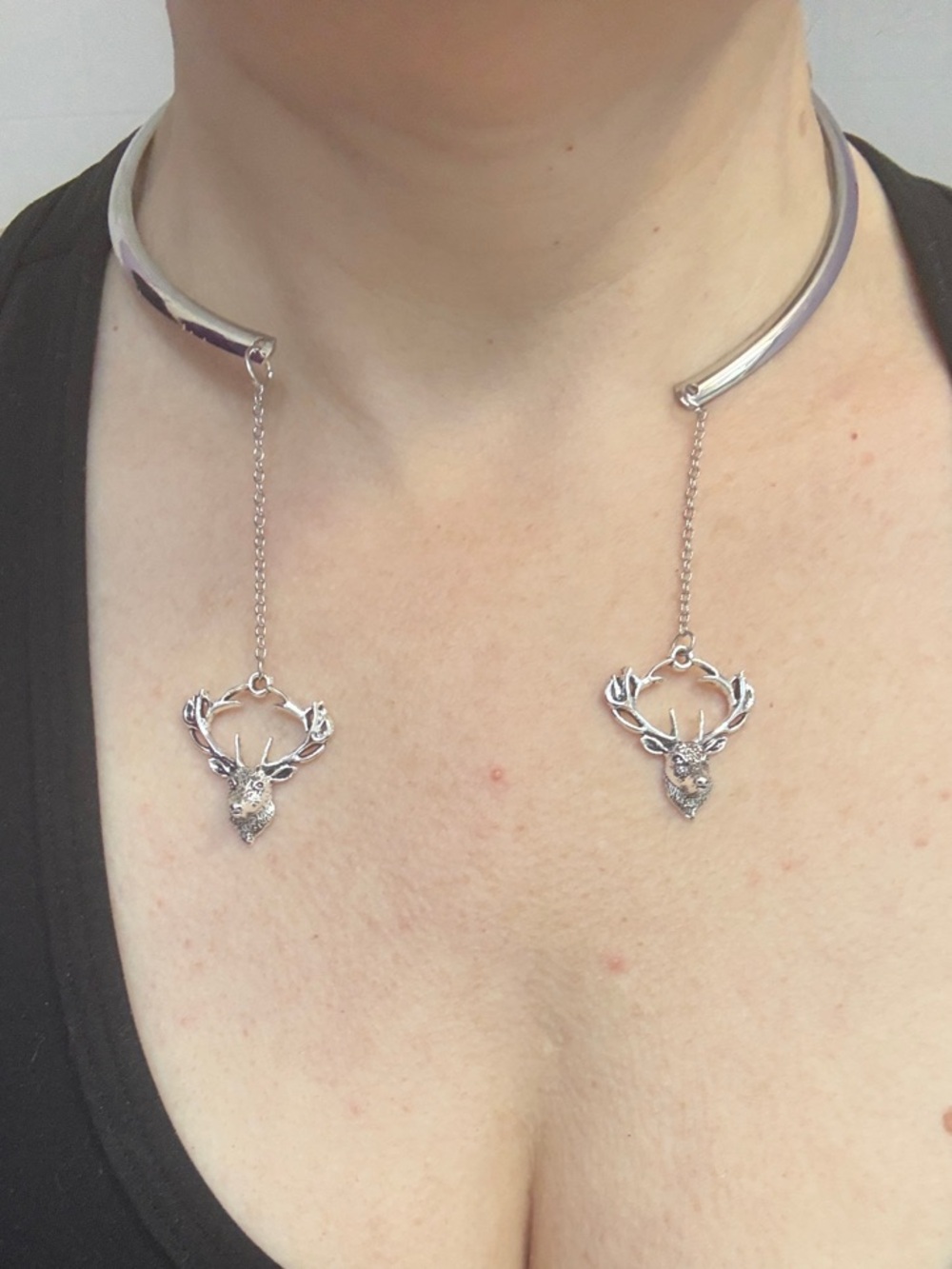 Hand-Crafted Silver Deer Head Open Collar Necklace - Women Jewelry